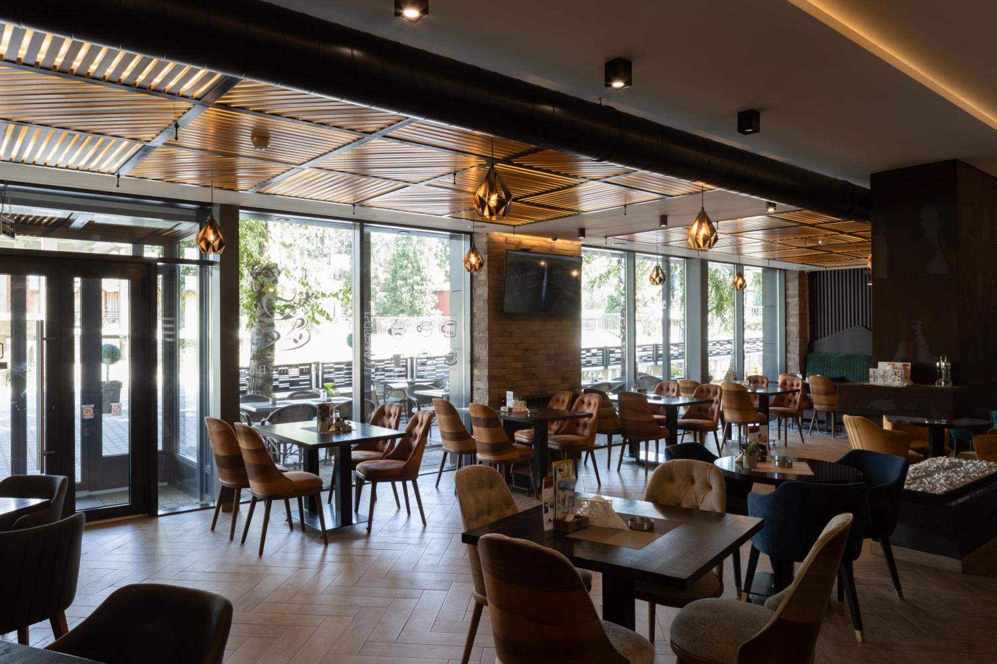 Hotel M Star Novi Pazar Eksteriør billede