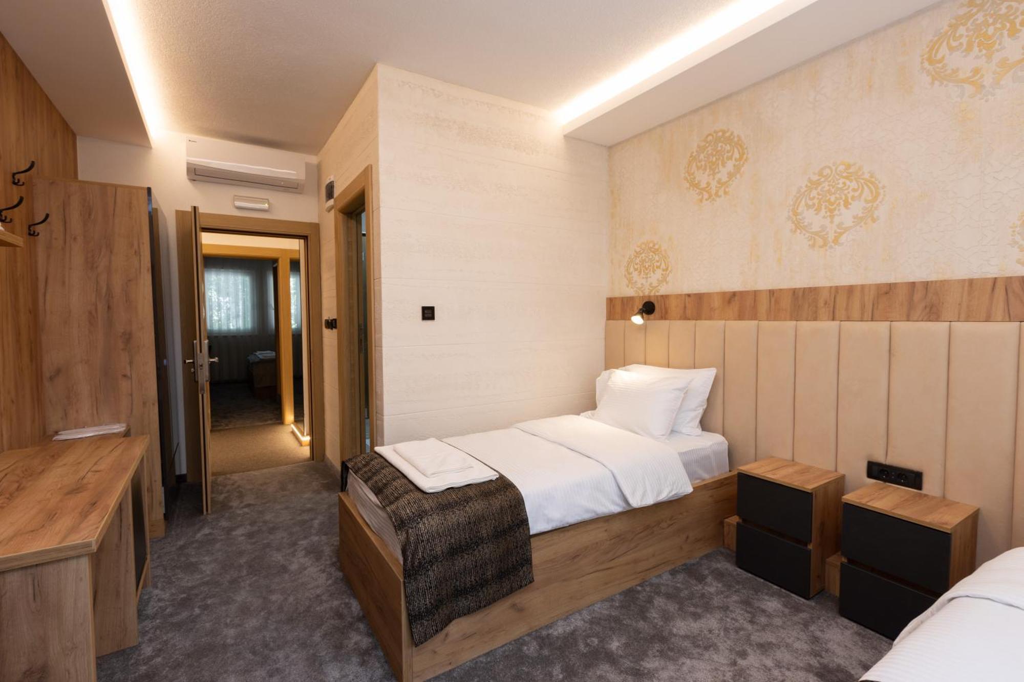 Hotel M Star Novi Pazar Eksteriør billede
